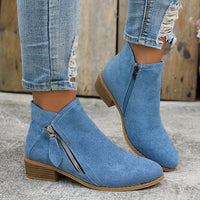 Blau