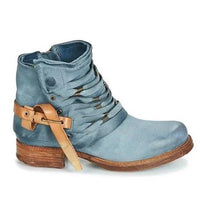 Blau